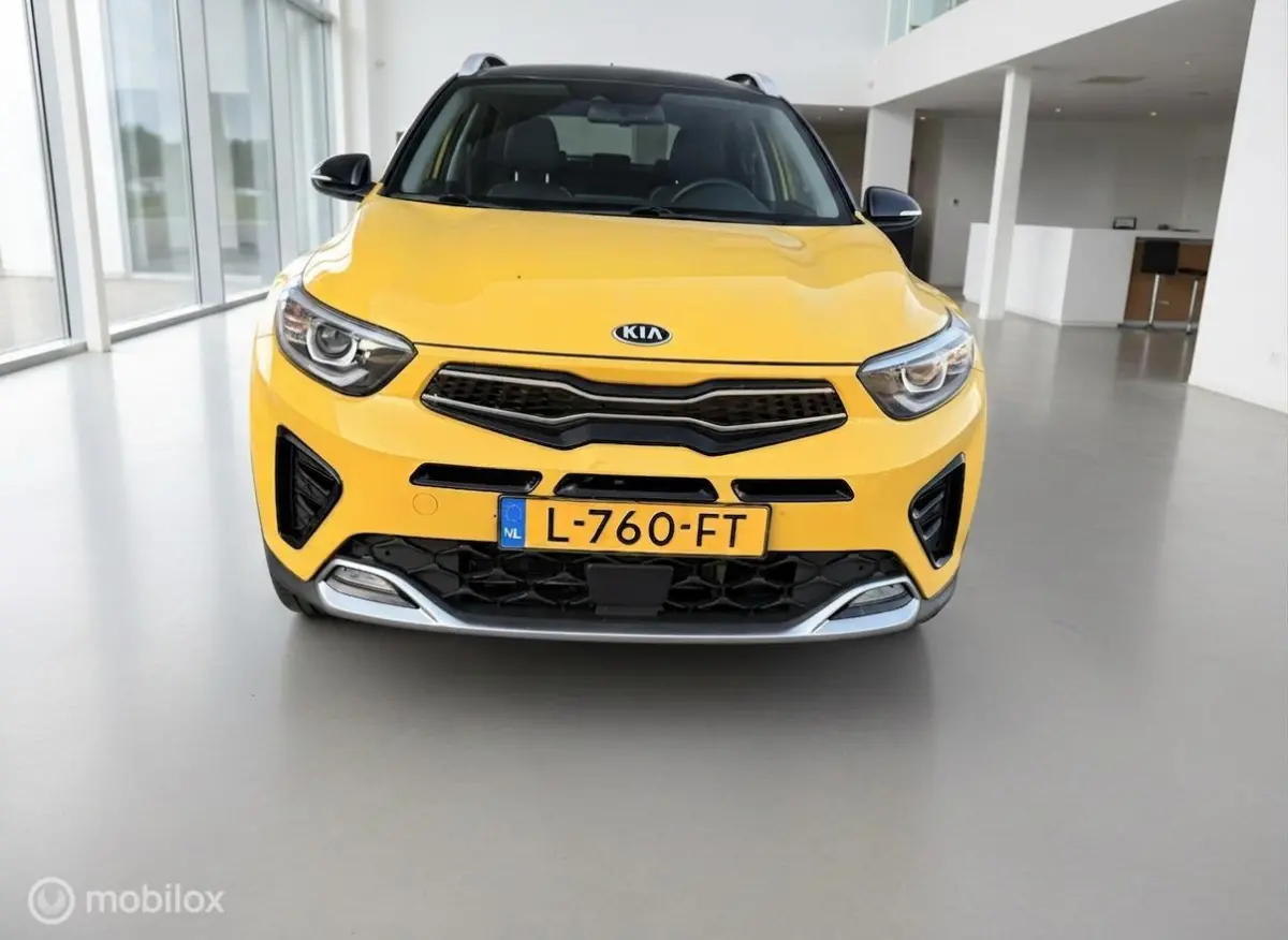 1.0 T-GDi MHEV GT-Line | Geel | Camera | Stoel- & Stuurverwarming | Carplay