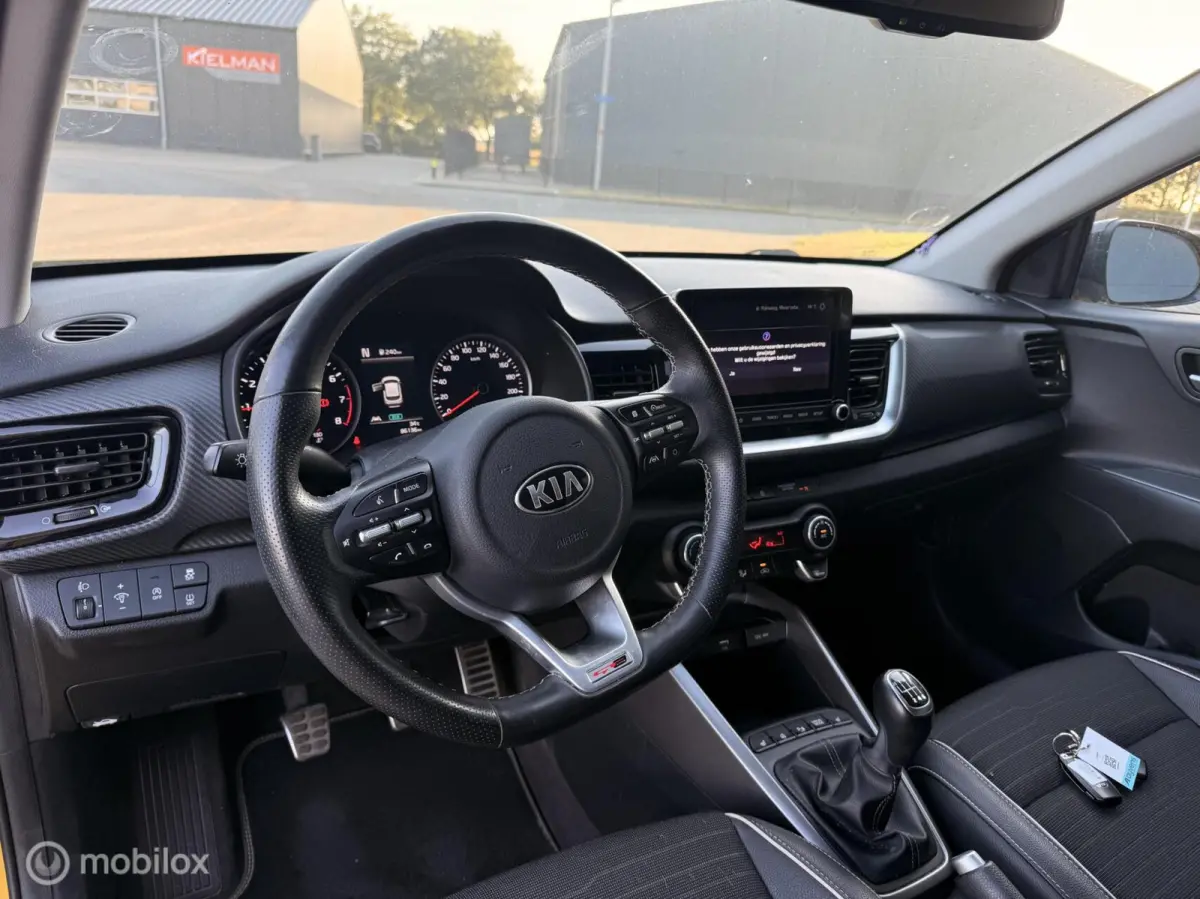 1.0 T-GDi MHEV GT-Line | Geel | Camera | Stoel- & Stuurverwarming | Carplay