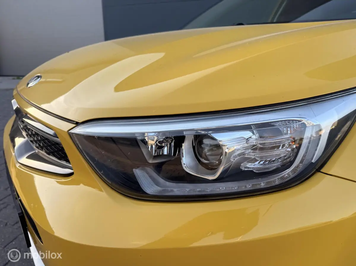 1.0 T-GDi MHEV GT-Line | Geel | Camera | Stoel- & Stuurverwarming | Carplay