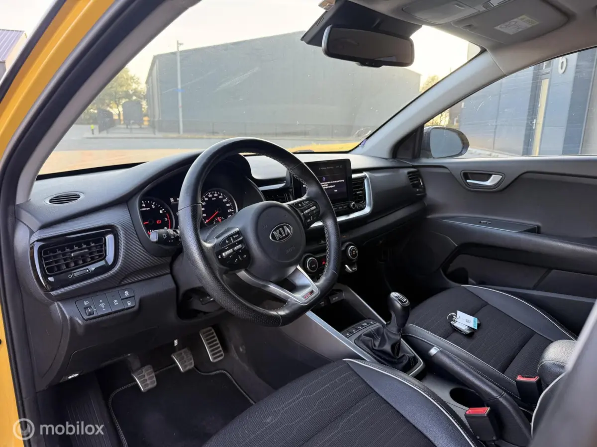 1.0 T-GDi MHEV GT-Line | Geel | Camera | Stoel- & Stuurverwarming | Carplay