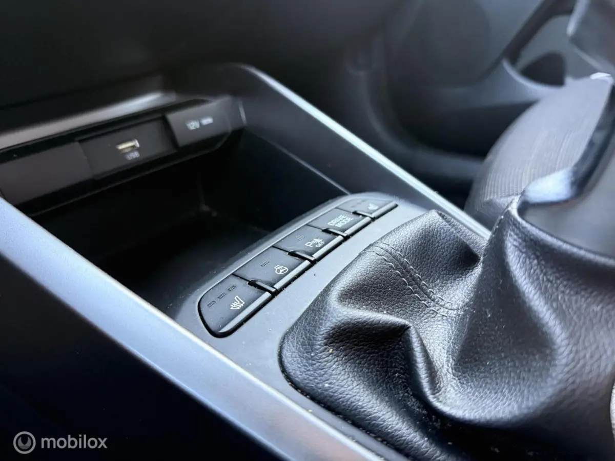 1.0 T-GDi MHEV GT-Line | Geel | Camera | Stoel- & Stuurverwarming | Carplay
