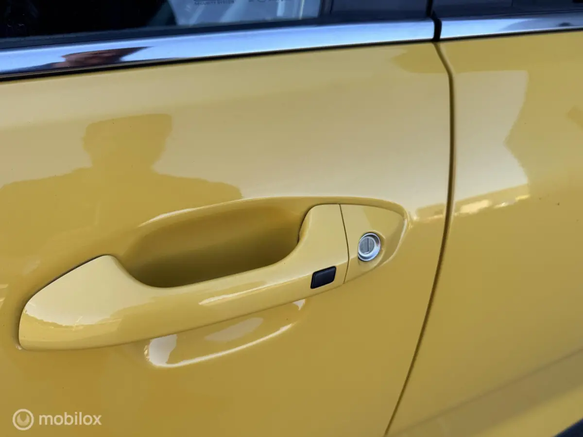 1.0 T-GDi MHEV GT-Line | Geel | Camera | Stoel- & Stuurverwarming | Carplay