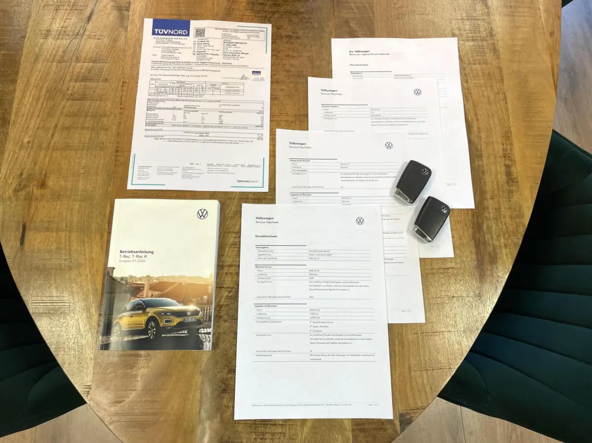 1.5 TSI R-Line/ Cam/ Keyless/ CarPlay/ 19''LMV/ Trekhaak