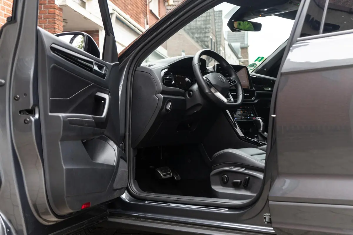 1.5 TSI R-Line Pano / Memory / Beats