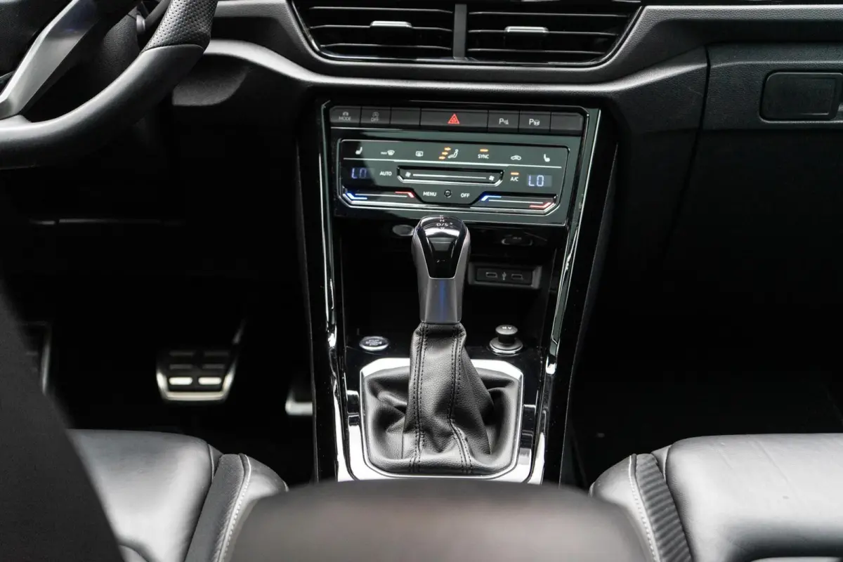 1.5 TSI R-Line Pano / Memory / Beats