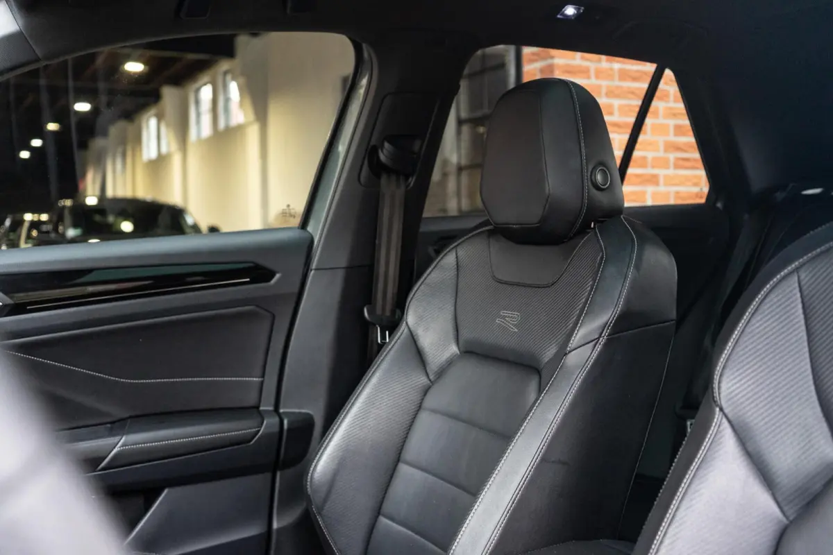 1.5 TSI R-Line Pano / Memory / Beats