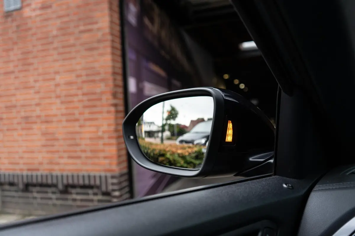 1.5 TSI R-Line Pano / Memory / Beats