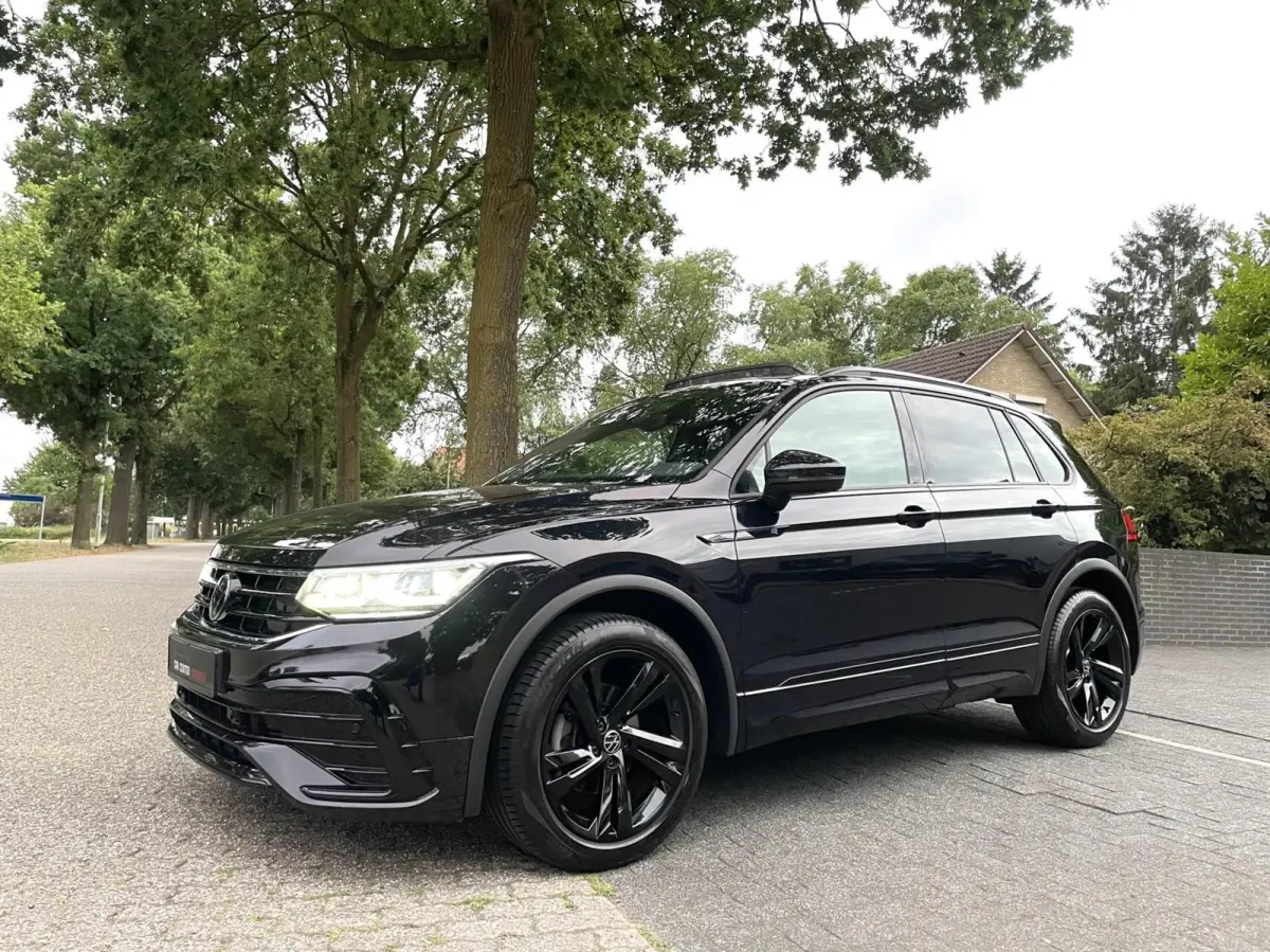 1.5 TSI R-Line Black Style/ Cam/ Pano/ IQ LED/ Standkachel