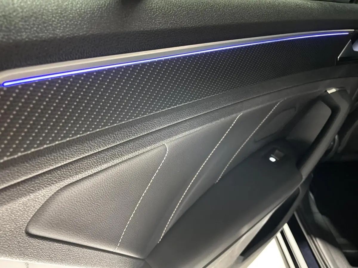 1.5 TSI R-Line Black Style/ Cam/ Pano/ IQ LED/ Standkachel