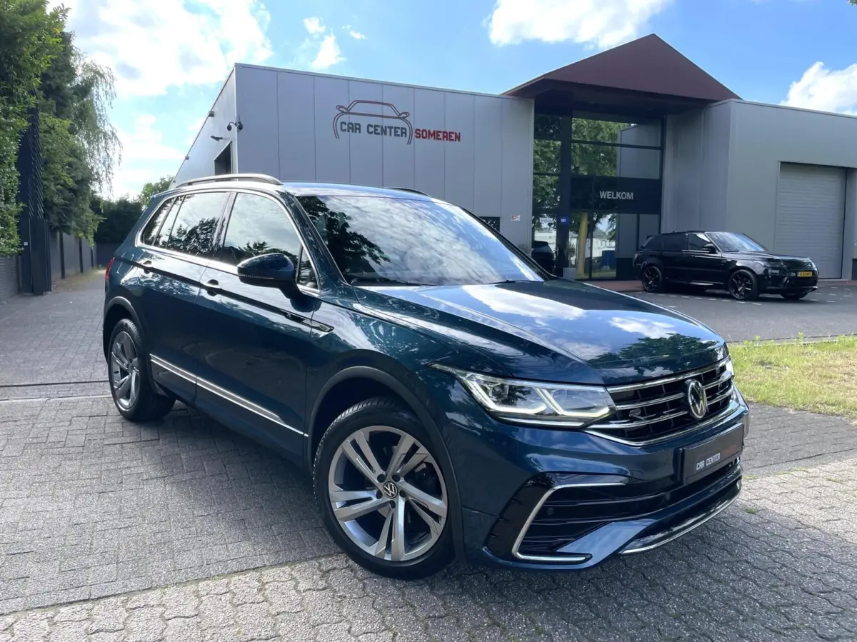 1.5 TSI R-Line/ Cam/ IQ LED/ CarPlay/ Trekhaak/ 19"LMV