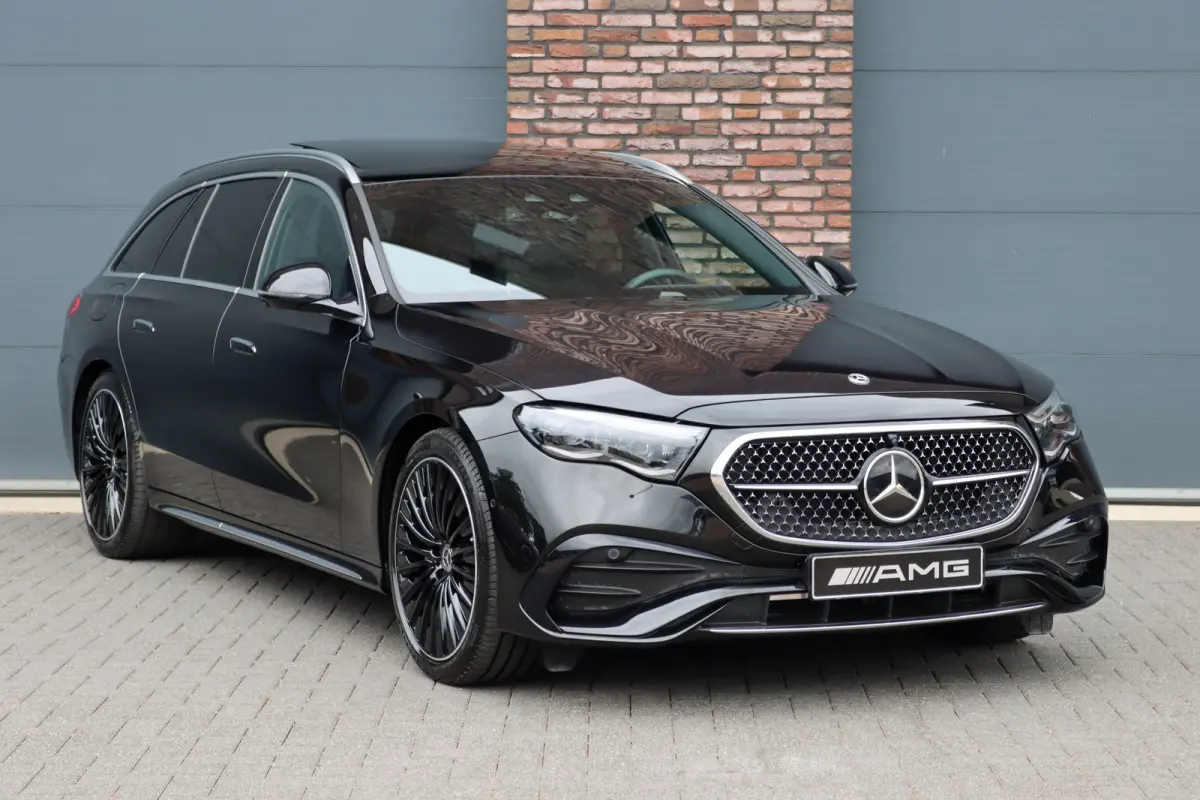 300 de 4MATIC AMG Line | Luchtvering | Hyperscreen | Distronic+ | HUD | Nappa Leder | Stoelventilatie | Vlakkenverwarming | Massage | 3D-Display |