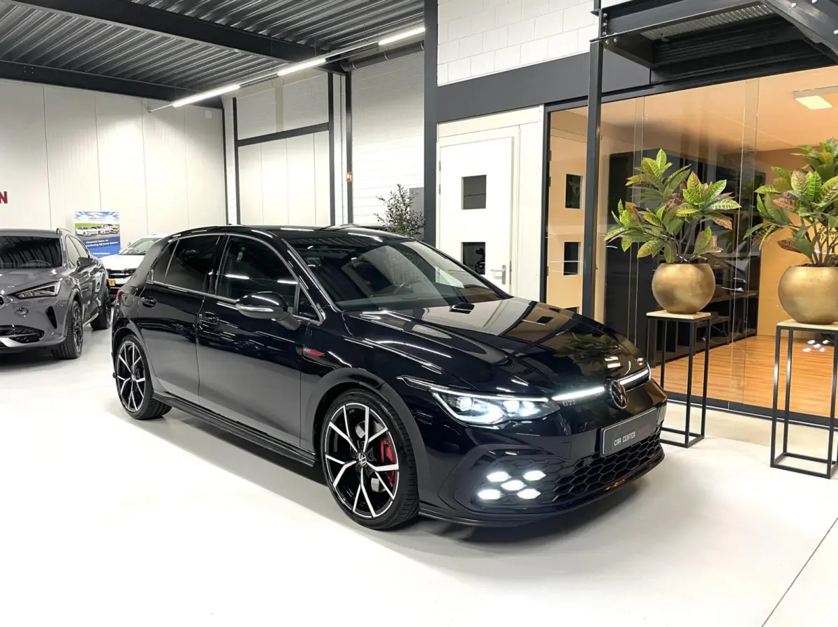 8 2.0 TSI GTI 245 PK/ Cam/ IQ LED/ 19''LMV/ CarPlay