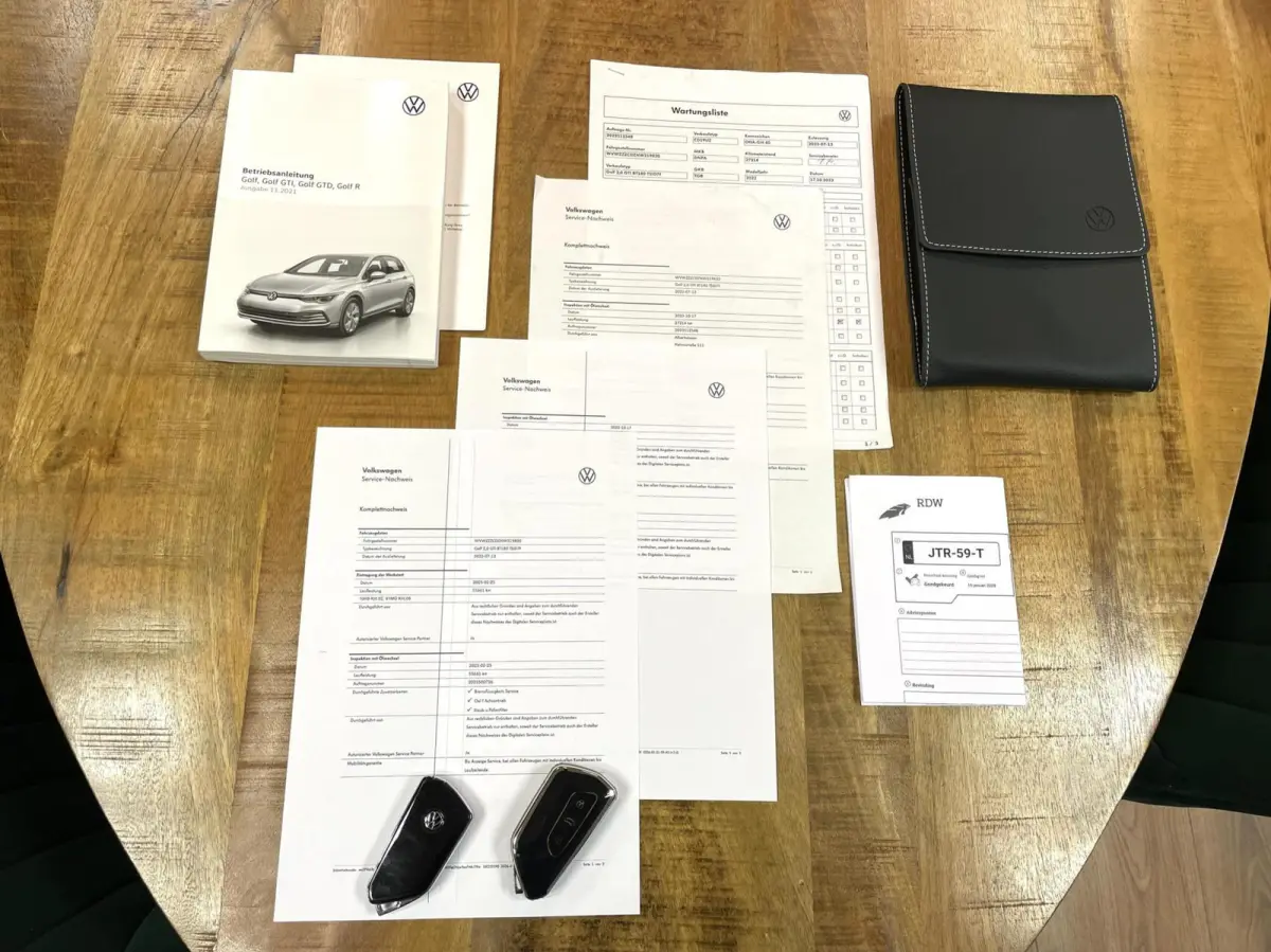 8 2.0 TSI GTI 245 PK/ Cam/ IQ LED/ 19''LMV/ CarPlay