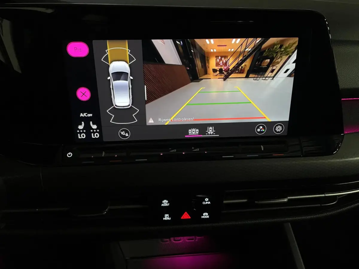 8 2.0 TSI GTI 245 PK/ Cam/ IQ LED/ 19''LMV/ CarPlay