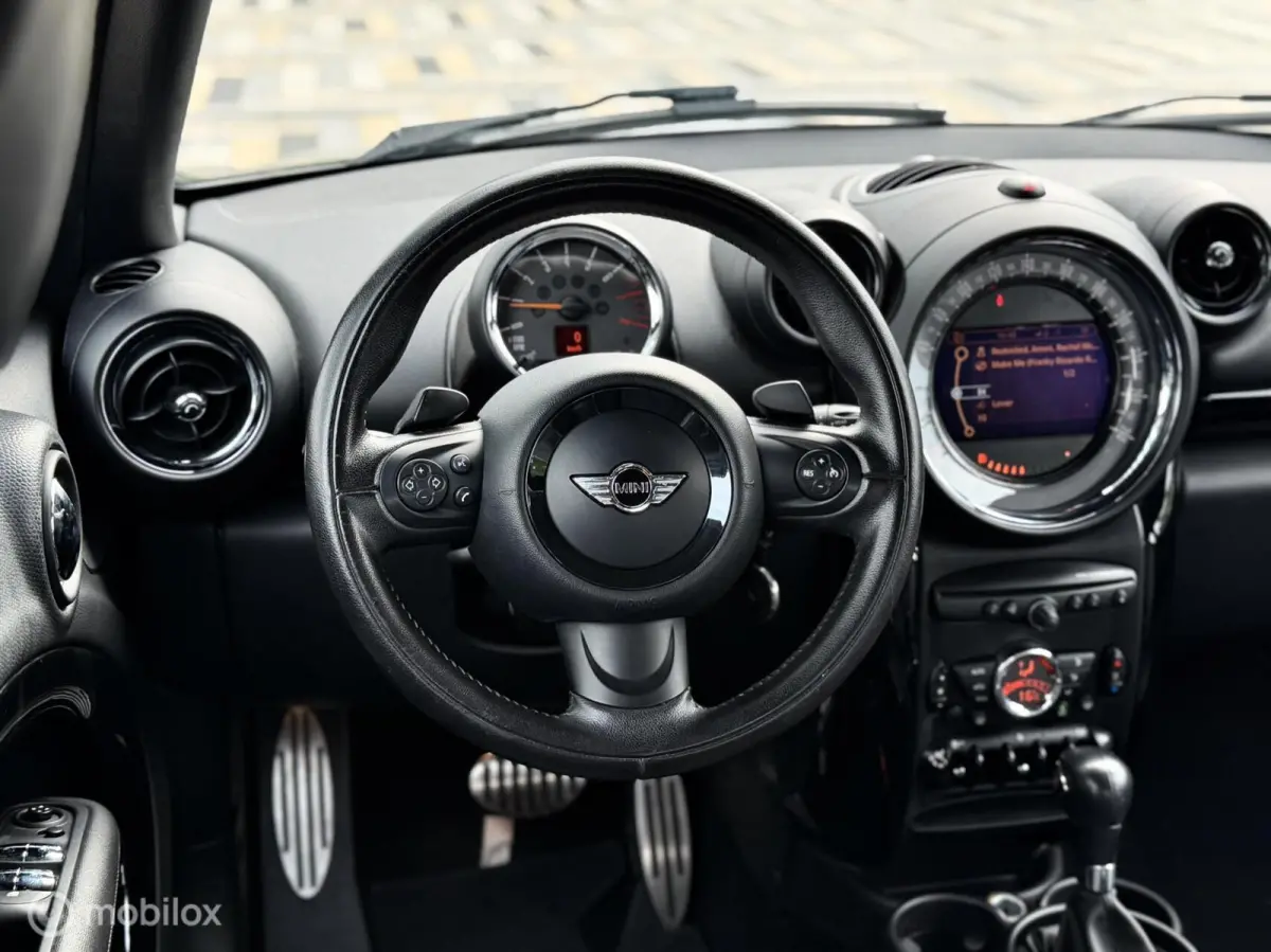 1.6 Cooper S Pepper Black on Black |Leder