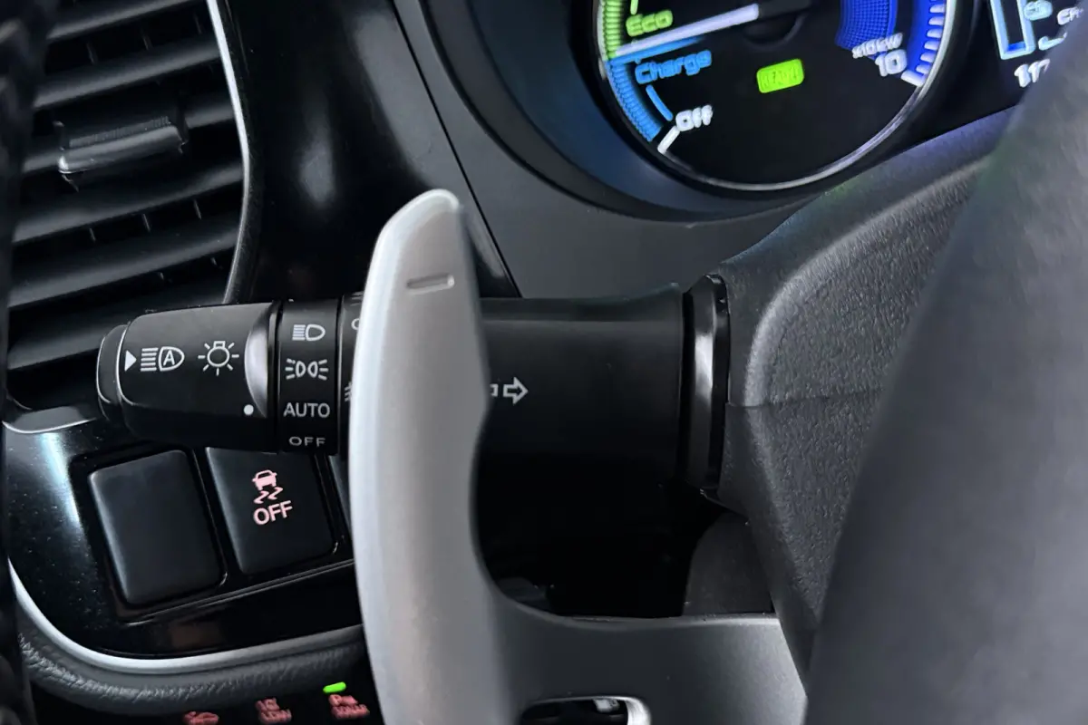 2.4 PHEV Instyle (PANORAMADAK, STUUR-/STOELVERWARMING, 360 CAMERA, LEDER, STUURBEDIENING)