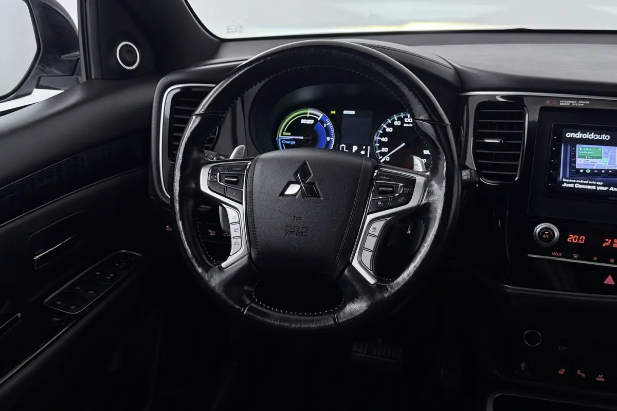 2.4 PHEV Instyle (PANORAMADAK, STUUR-/STOELVERWARMING, 360 CAMERA, LEDER, STUURBEDIENING)