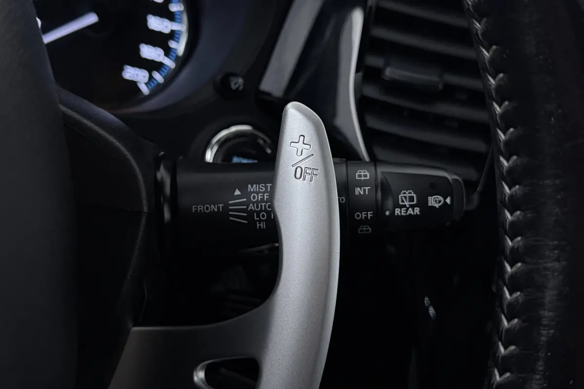 2.4 PHEV Instyle (PANORAMADAK, STUUR-/STOELVERWARMING, 360 CAMERA, LEDER, STUURBEDIENING)