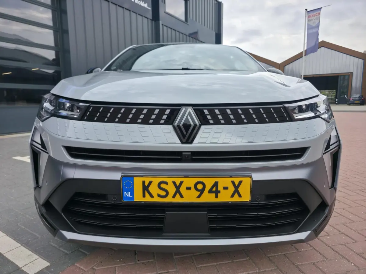 1.8 E-Tech full hybrid 160 esprit Alpine Rijklaar prijs!