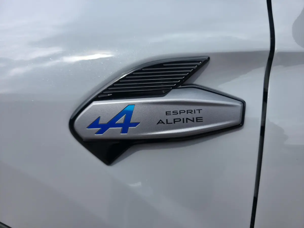 1.8 E-Tech full hybrid 160 esprit Alpine Rijklaar prijs!