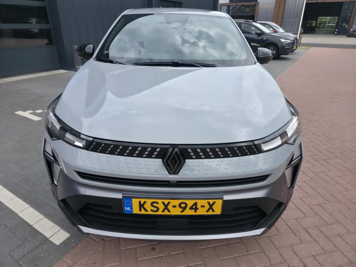 1.8 E-Tech full hybrid 160 esprit Alpine Rijklaar prijs!
