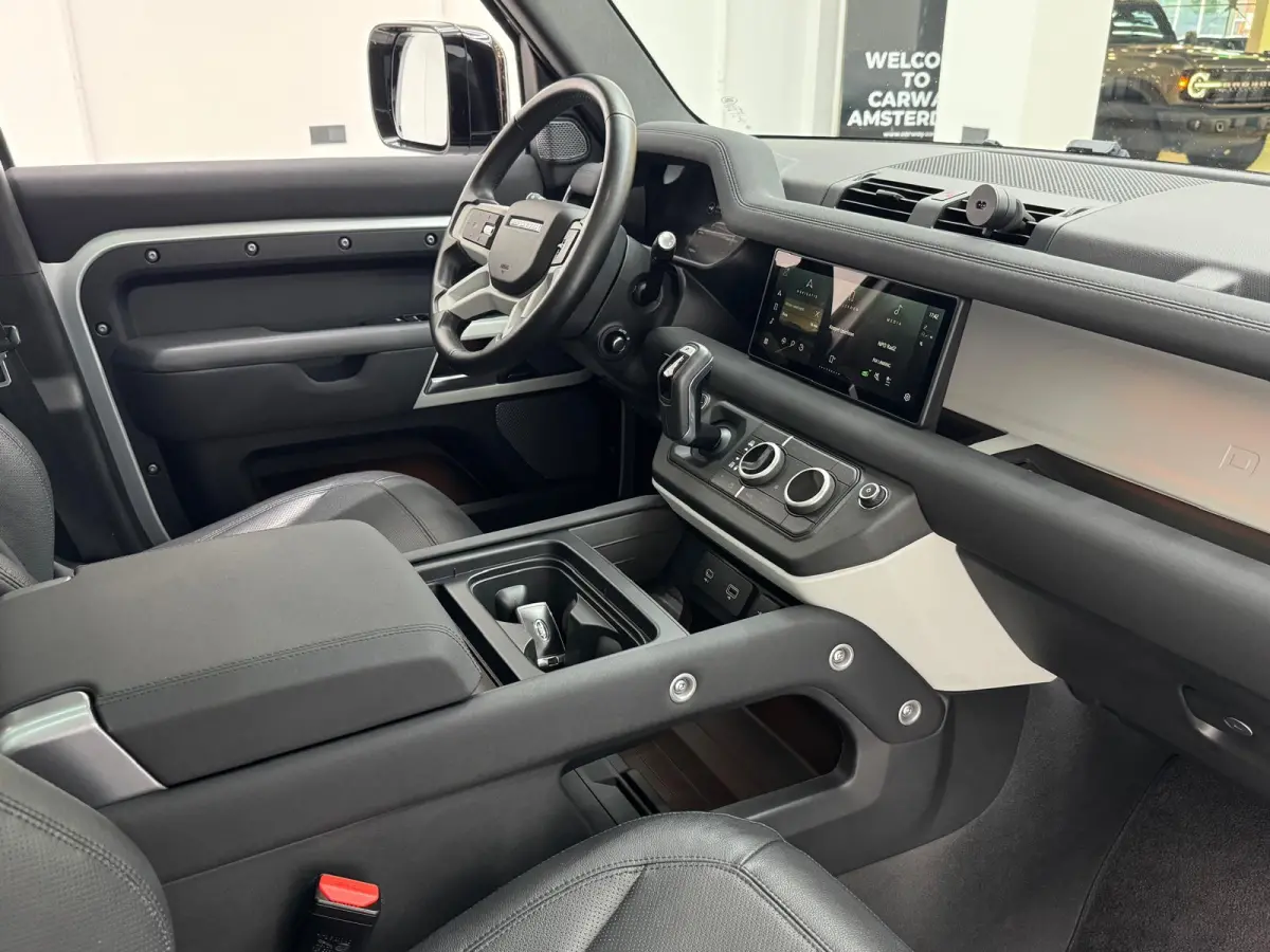 2.0 P400e HSE