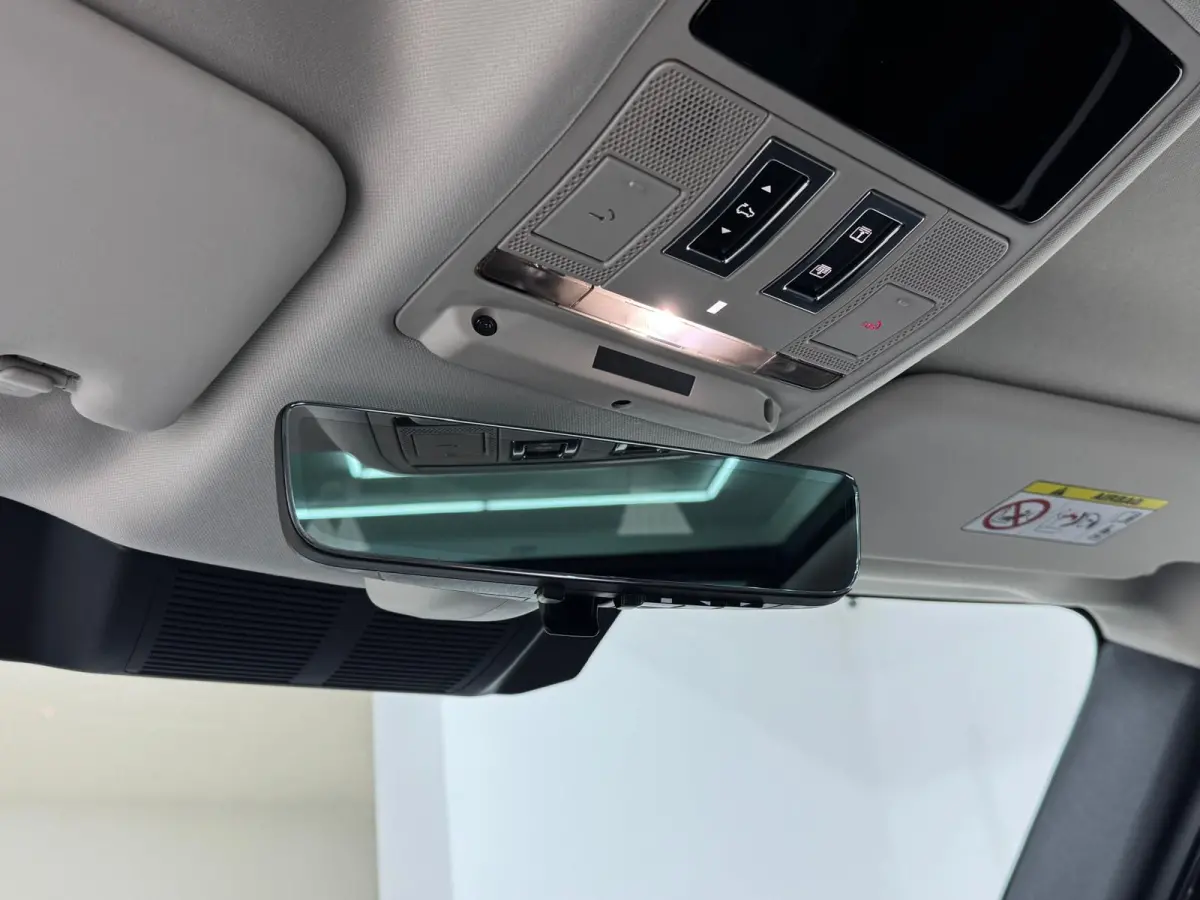 2.0 P400e HSE