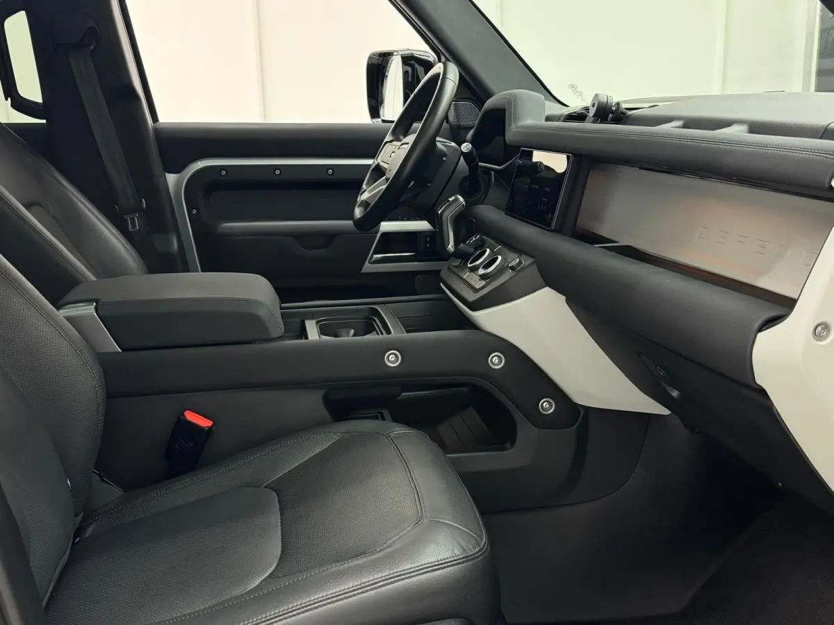 2.0 P400e HSE