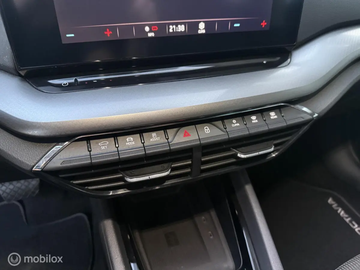 1.0 e-TSI Ambition | Trekhaak | CarPlay