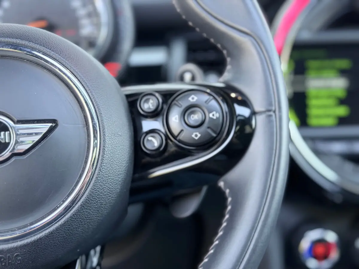 2.0 Cooper S Chili Serious Business H&K/Pano/Camera