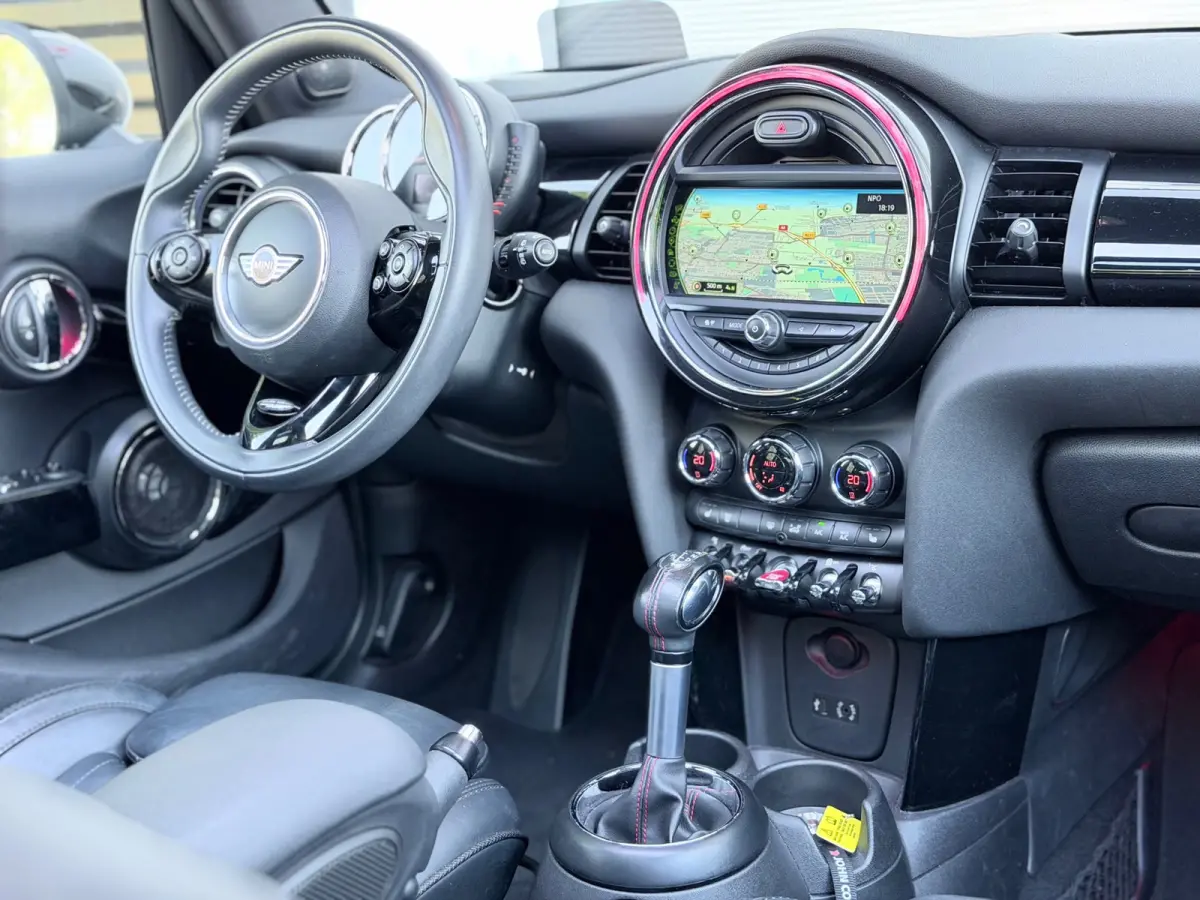 2.0 Cooper S Chili Serious Business H&K/Pano/Camera