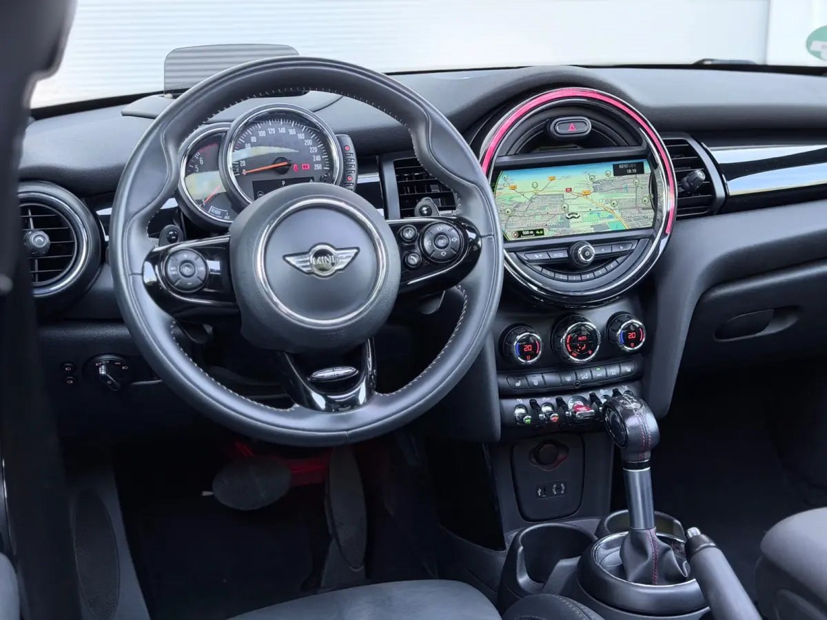 2.0 Cooper S Chili Serious Business H&K/Pano/Camera