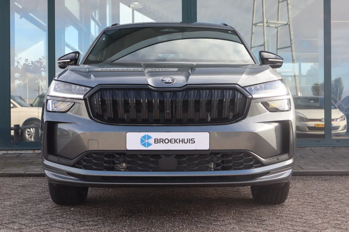 Sportline Business | Achteruitrijcamera | Crew Protect Assist | Cruise control met speedlimiter