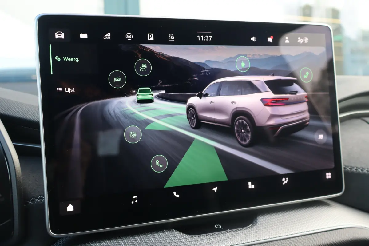 Sportline Business | Achteruitrijcamera | Crew Protect Assist | Cruise control met speedlimiter