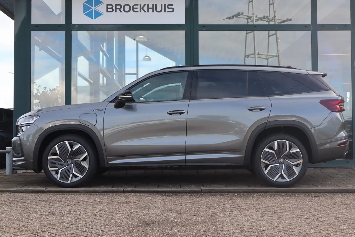 Sportline Business | Achteruitrijcamera | Crew Protect Assist | Cruise control met speedlimiter