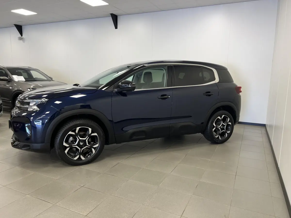 1.2 HYBRID 145PK AUT. PLUS UITV. / KEYLESS / NAVI / CAMERA / STOELVERW. / CRUISE.C/
