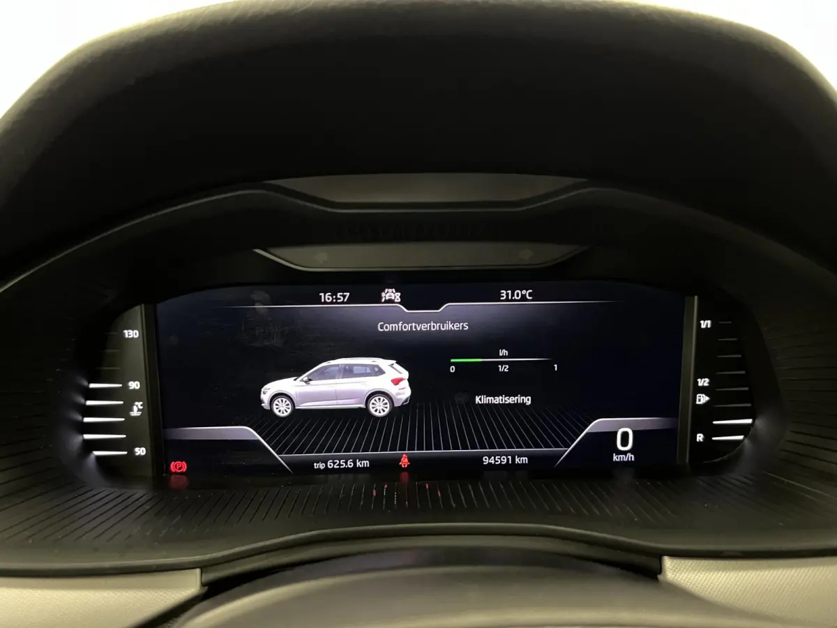 1.0 TSI Business Edition / Digi dashb. / Camera / Climate.c /  /