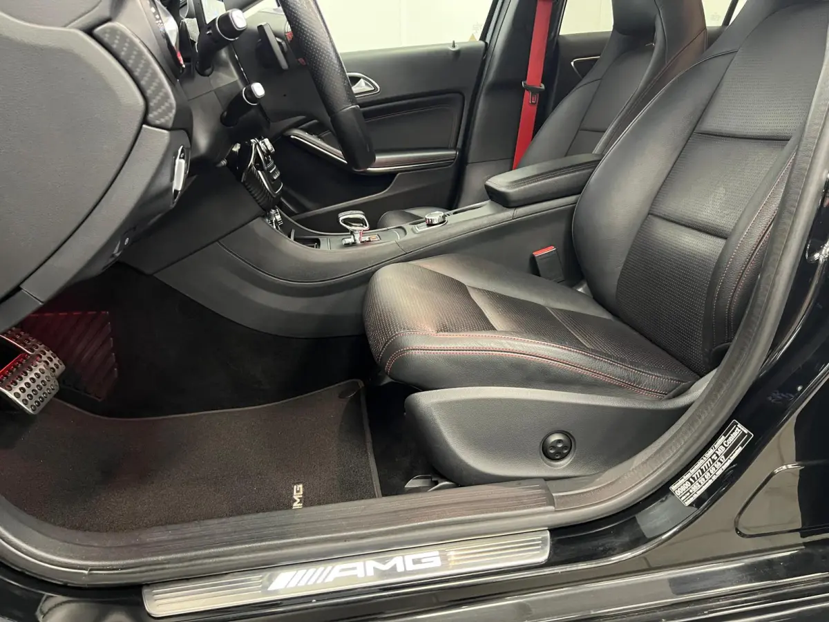 AMG 45 4MATIC / EDITION1 / CRUISE.C / STOELVERW. / LEDER / CAMERA /