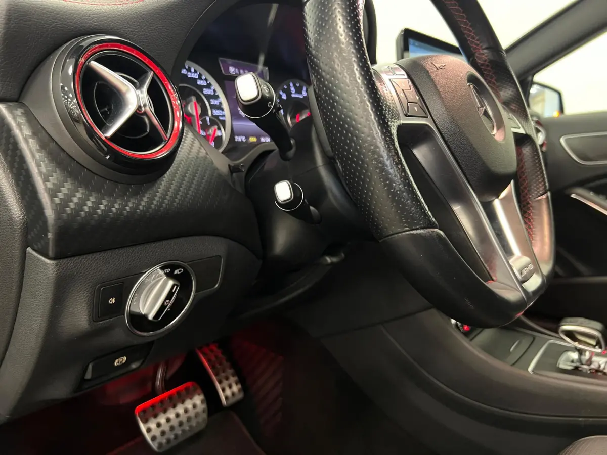 AMG 45 4MATIC / EDITION1 / CRUISE.C / STOELVERW. / LEDER / CAMERA /