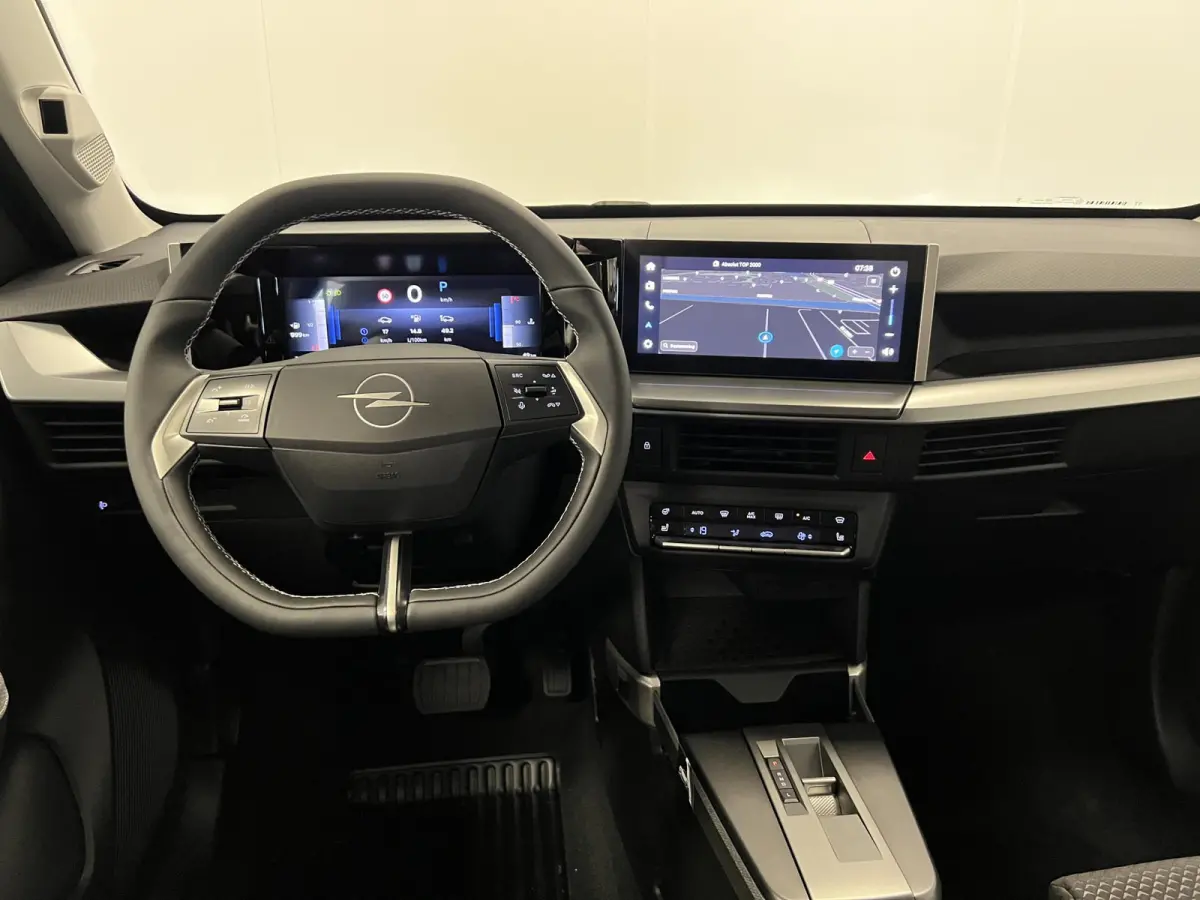 1.2 T HYBRID 145PK GS / 7-PERS. / KEYLESS / NAVI / STOEL-STUURVERW. /