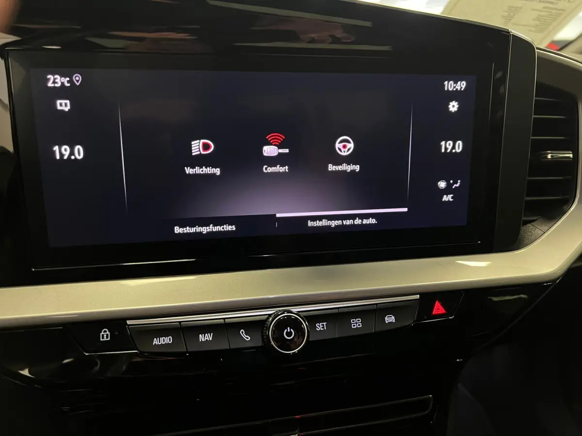 1.2 T 130 PK / GS-LINE / AUTOMAAT / NAVI / CAMERA / CLIMATE / CARPLAY /