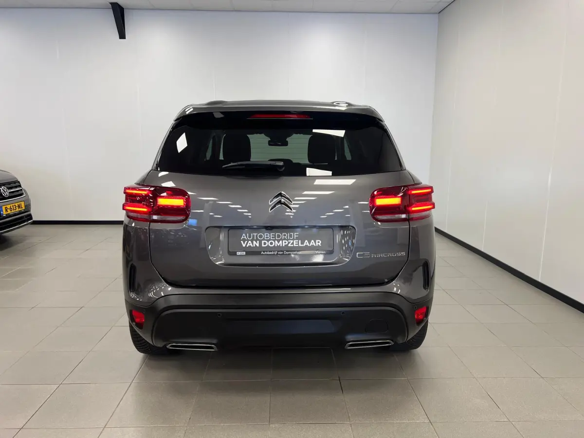 1.2 HYBRID 145PK AUTOMAAT PLUS UITV. / NAVI / STOEL-VERW. / KEYLESS / CAMERA / CRUISE.C /