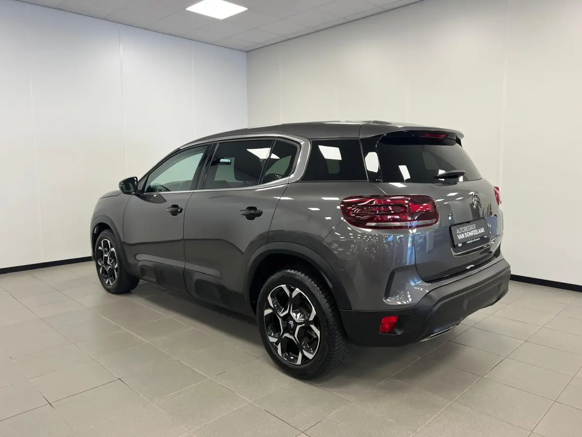 1.2 HYBRID 145PK AUTOMAAT PLUS UITV. / NAVI / STOEL-VERW. / KEYLESS / CAMERA / CRUISE.C /
