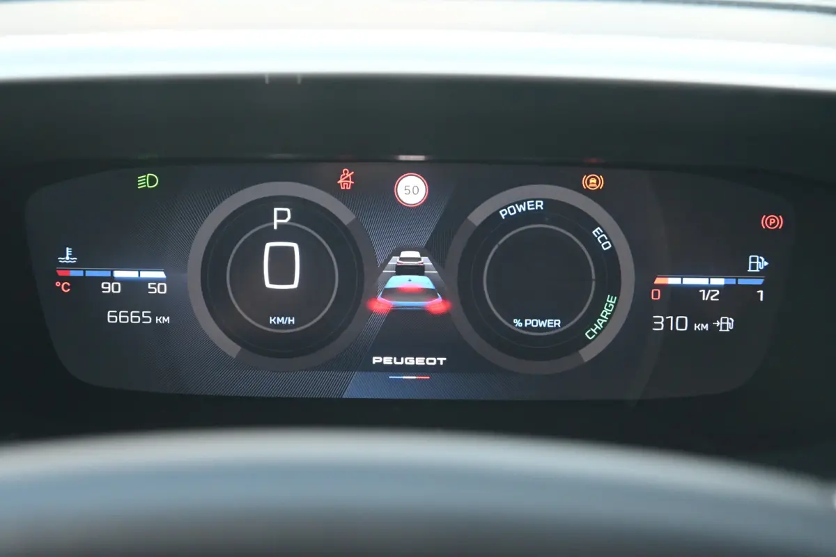 1.2 Hybrid 145 e-DCS6 GT DEMO-DEAL! Tot 8 Jaar Garantie! | 360 Camera | Adaptive Cruise | LED-Matrix | Stoelverwarming | Navigatie | Keyless-Entry | !!