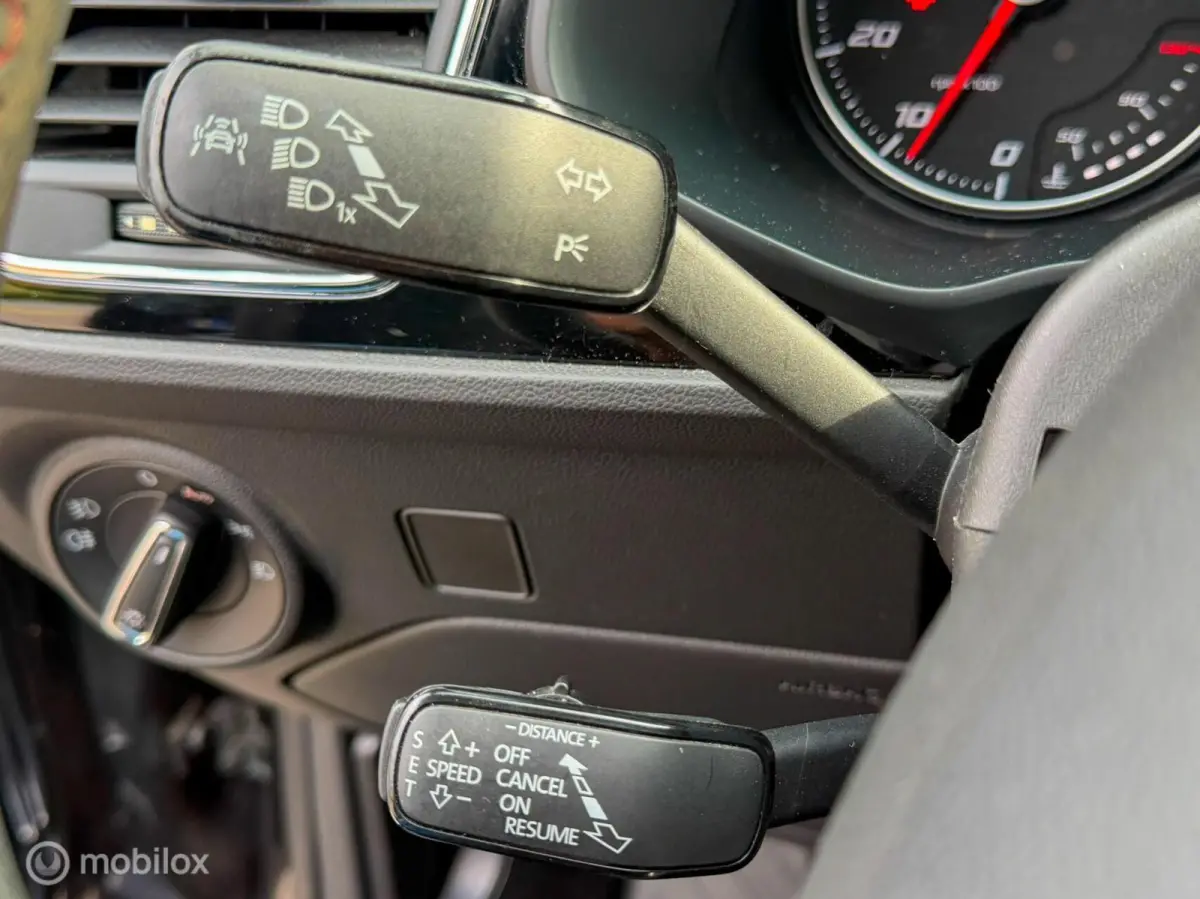 1.8 TSI FR 180PK ACC Carplay Stoelverw.
