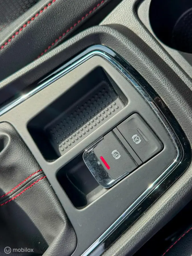 1.8 TSI FR 180PK ACC Carplay Stoelverw.