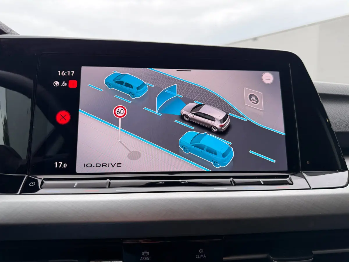 1.0 eTSI Business VOL optie's automaat