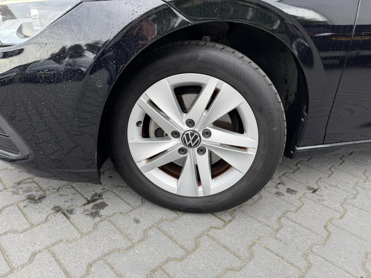 1.0 eTSI Business VOL optie's automaat