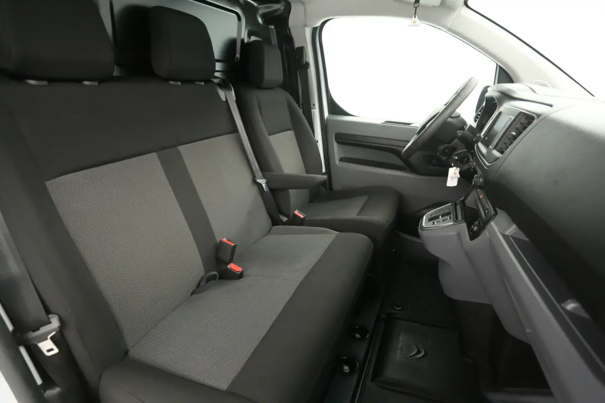 L2H1 75 kWh | Snelladen | SOH 92% | Airco | Cruise | Carplay | 3 Zits