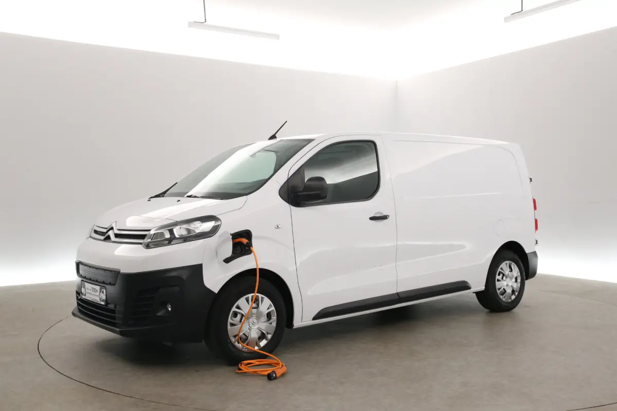L2H1 75 kWh | Snelladen | SOH 92% | Airco | Cruise | Carplay | 3 Zits